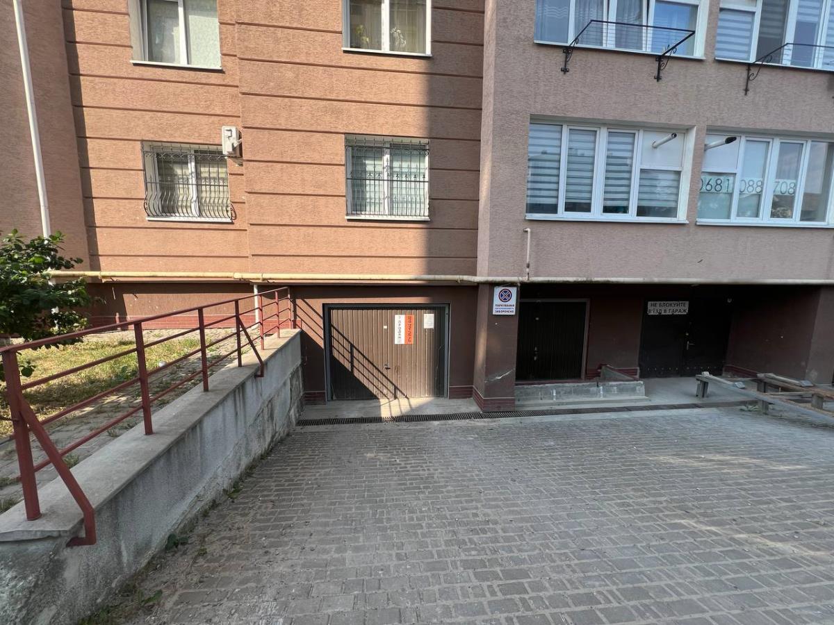 вулиця Гетьмана Мазепи, 175а, Івано-Франківськ, Івано-Франківська область, Україна