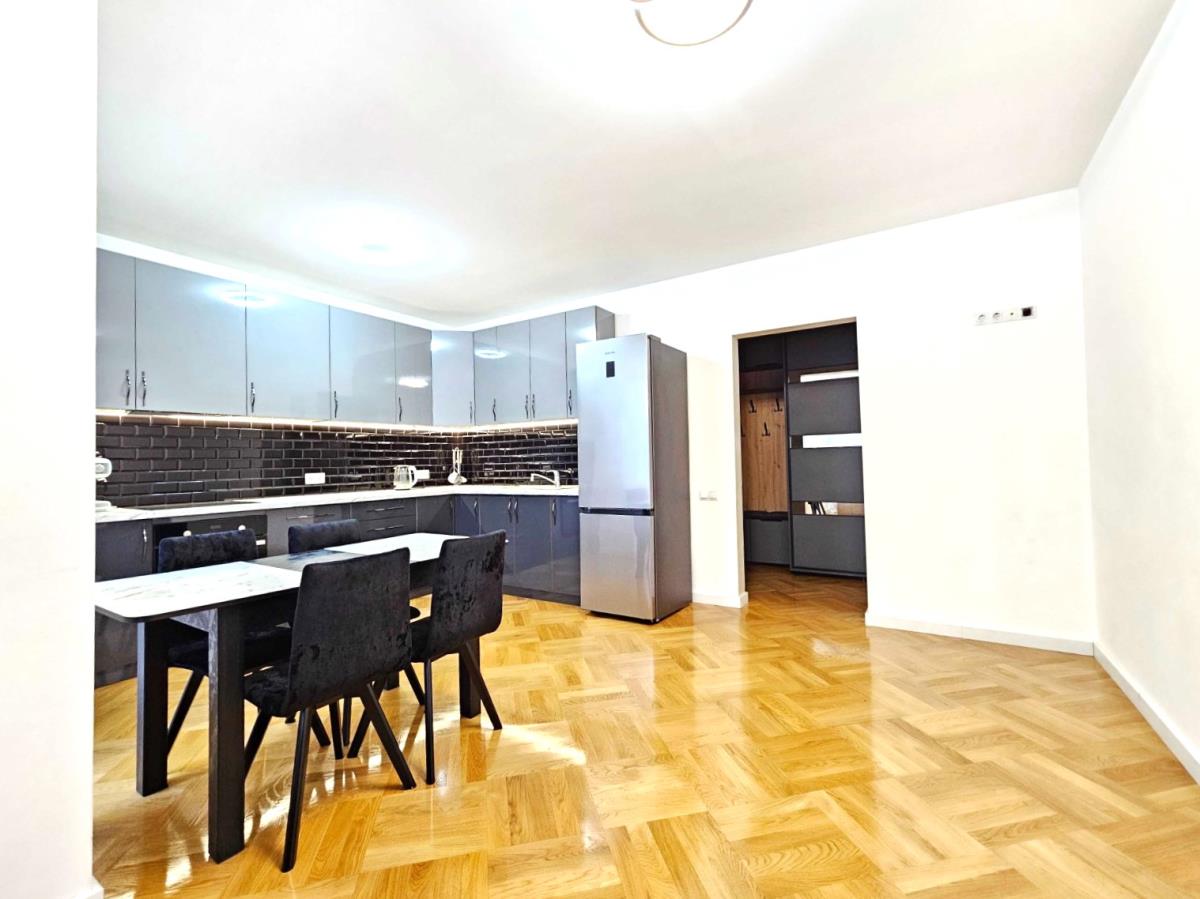 вулиця Івасюка, Івано-Франківськ, Івано-Франківська область, Україна