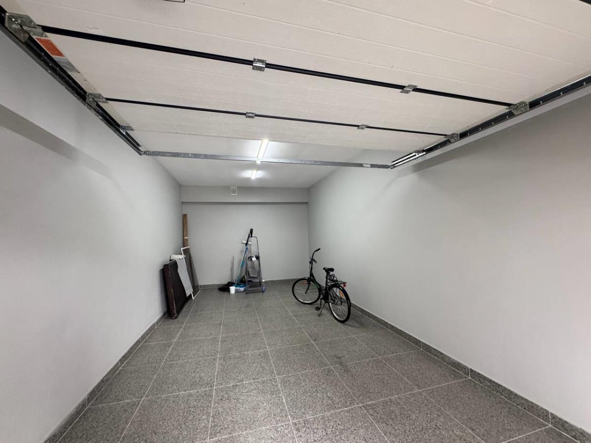 вулиця Олександра Довженка, 37, Івано-Франківськ, Івано-Франківська область, Україна