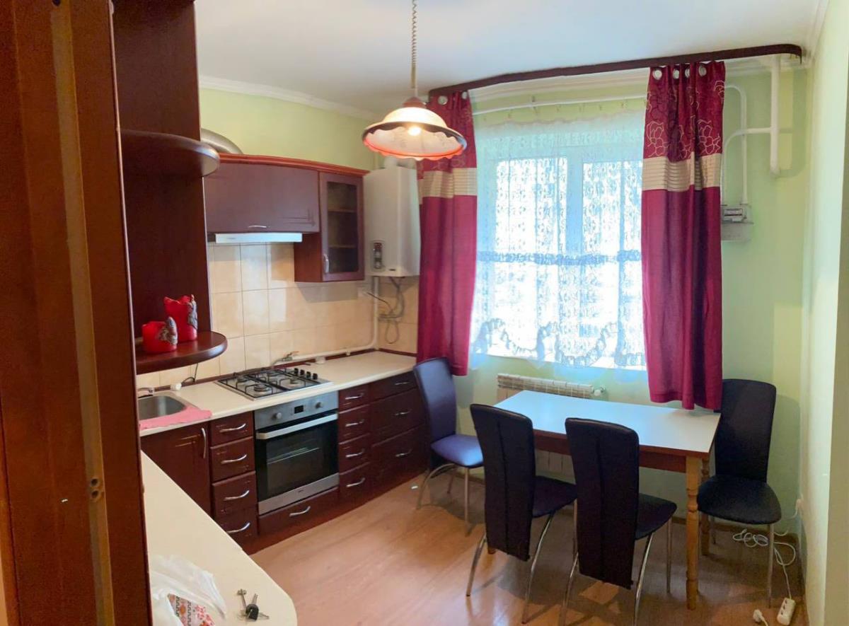 вулиця Василя Симоненка, Івано-Франківськ, Івано-Франківська область, Україна