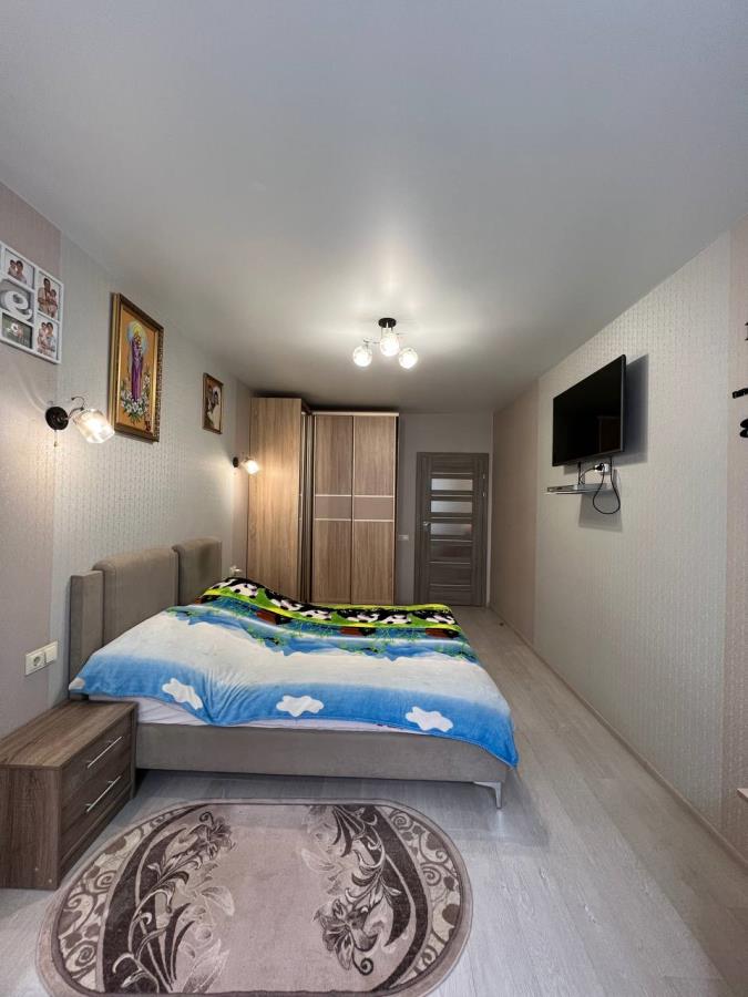 Семена Височана, вулиця Семена Височана, Івано-Франківськ, Івано-Франківська область, Україна