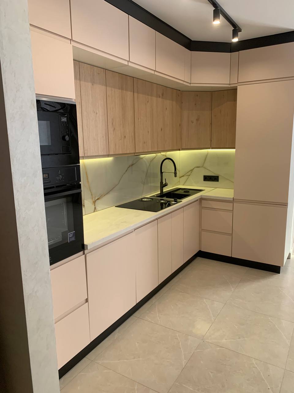 вулиця Микитинецька, 2А, Івано-Франківськ, Івано-Франківська область, Україна