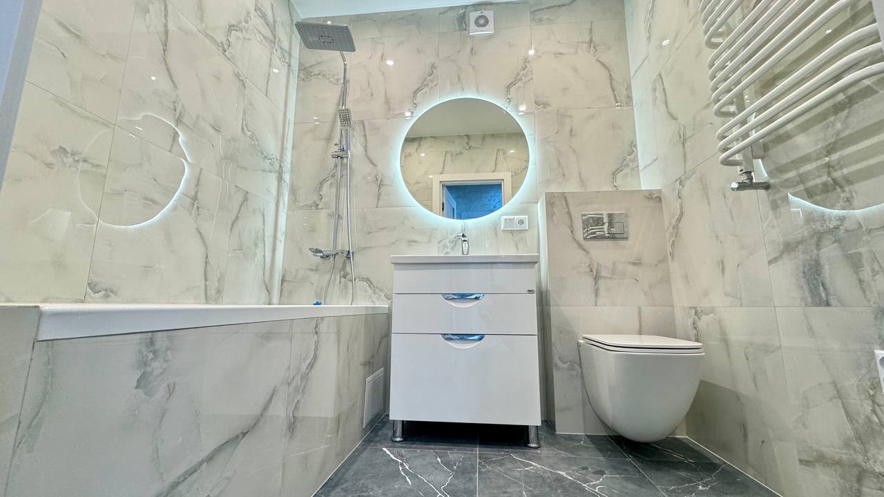 Соціум княгинин центр, вулиця Надрічна, Івано-Франківськ, Івано-Франківська область, Україна