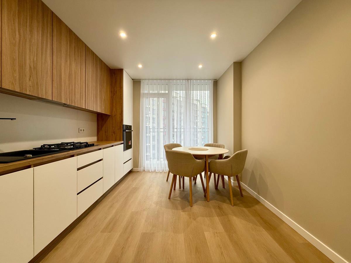 вулиця Крайківського, Івано-Франківськ, Івано-Франківська область, Україна